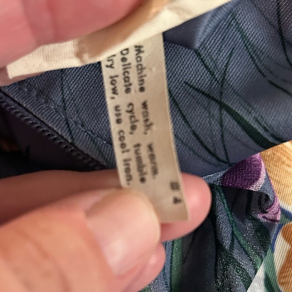 BOSTON MAID VTG 80s Pretty floral dress w/semi sheer sleeves. Size 10 - Picture 11 of 11